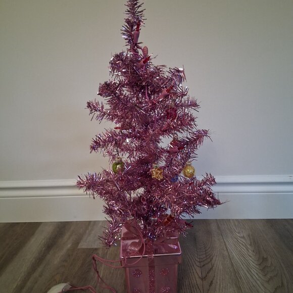 Vintage Tinsel Christmas Tree 24" Lights And Ornaments - Picture 2 of 5